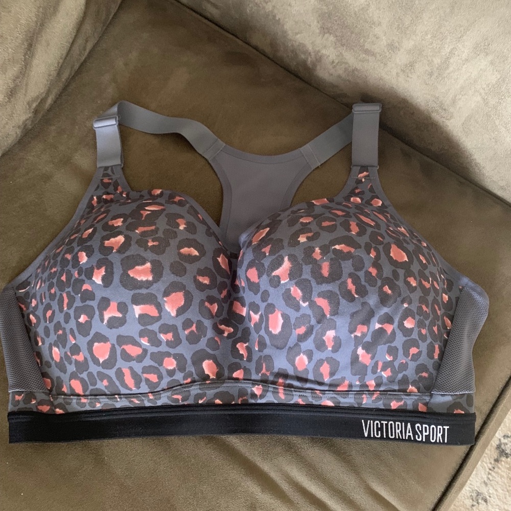 Victoria Secret sports bra